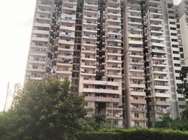 Rental | 4 BHK + 1515 Sq.Ft. Apartment in SCC Sapphire