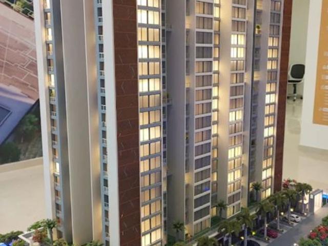 Rental | 4 BHK 1649 Sq.Ft. Apartment in Mantra Mirari
