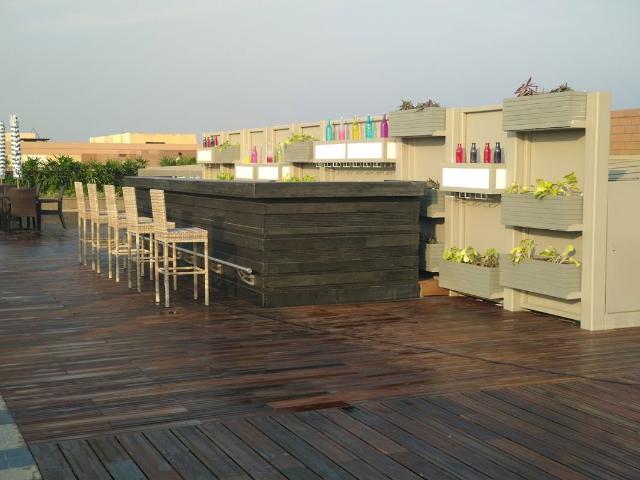 Rental | 4 BHK 1600 Sq.Ft. Apartment in Adani Group Western Heights