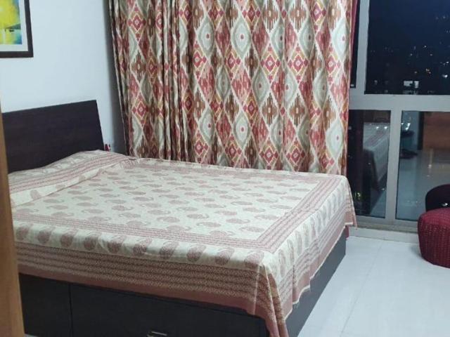 Rental | 4 BHK 1600 Sq.Ft. Apartment in Adani Group Western Heights