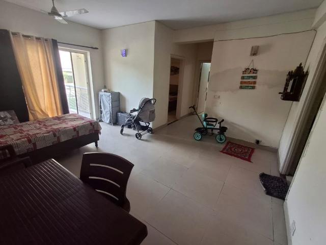 Rental | 4 BHK 1849 Sq.Ft. Apartment in Omaxe Heights
