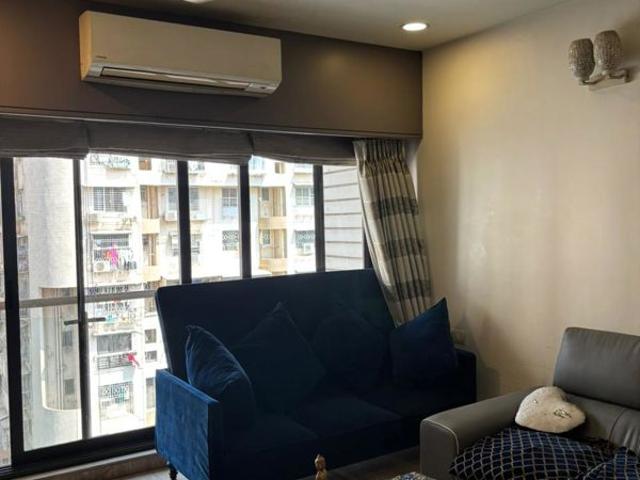 Rental | 4 BHK 1850 Sq.Ft. Apartment in DLH Sorrento