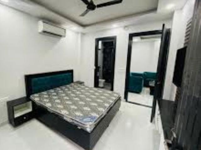 Rental | 4 BHK 1800 Sq.Ft. Villa in Sector 21