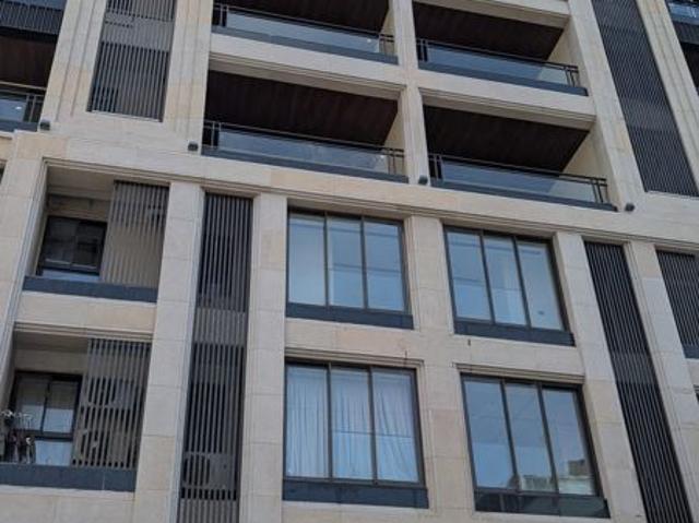 Rental | 4 BHK 1800 Sq.Ft. Apartment in Seven Dhuleva