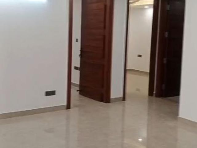 Rental | 4 BHK 1800 Sq.Ft. Apartment in Vasant Kunj