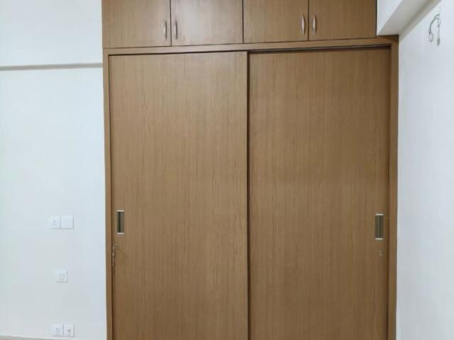 Rental | 4 BHK + 1945 Sq.Ft. Apartment in Kalpataru Magnus