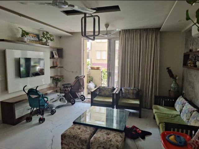 Rental | 4 BHK + 1975 Sq.Ft. Apartment in Emaar Emerald Floors Premier