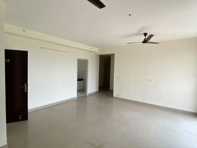 Rental | 4 BHK + 1999 Sq.Ft. Apartment in BPTP Park Prime