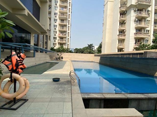 Rental | 4 BHK + 1999 Sq.Ft. Apartment in BPTP Park Prime