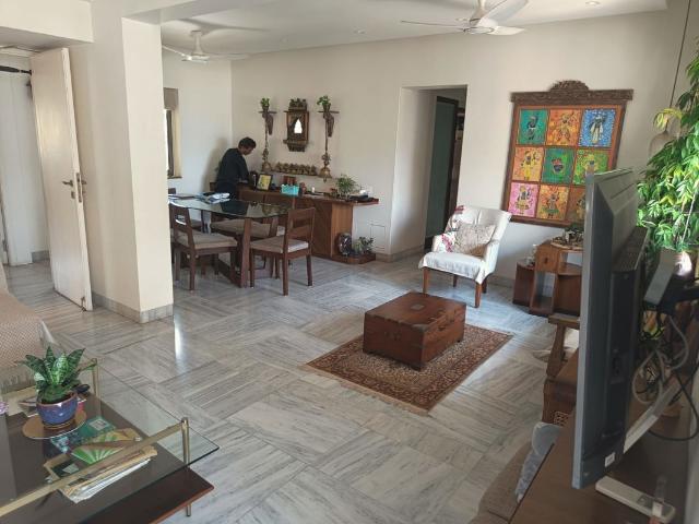 Rental | 4 BHK 1900 Sq.Ft. Apartment in Makani Manor