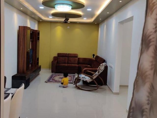 Rental | 4 BHK 1925 Sq.Ft. Apartment in Bhusari Colony