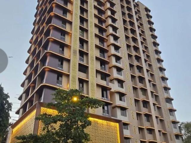 Rental | 4 BHK + 2000 Sq.Ft. Apartment in Alamdar The Auro