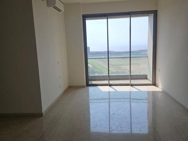 Rental | 4 BHK 2000 Sq.Ft. Apartment in Piramal Mahalaxmi