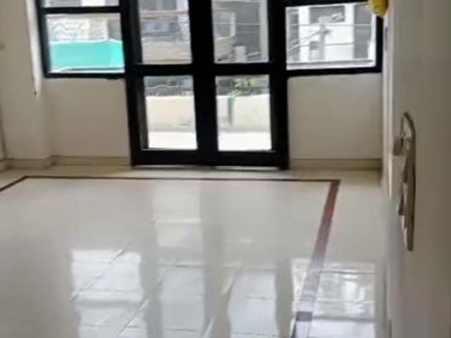 Rental | 4 BHK + 200 Sq.Ft. Villa in RWA Apartments Sector 30