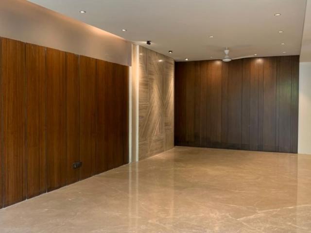Rental | 4 BHK + 2010 Sq.Ft. Apartment in Adani Samsara Arya