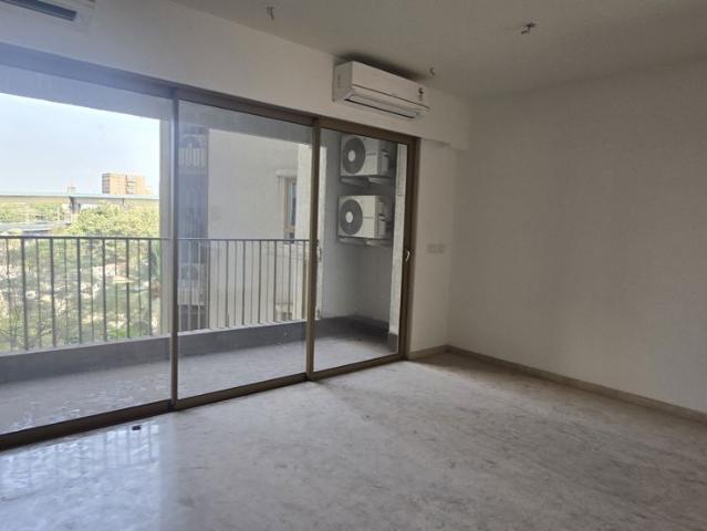 Rental | 4 BHK 2018 Sq.Ft. Apartment in Godrej RKS