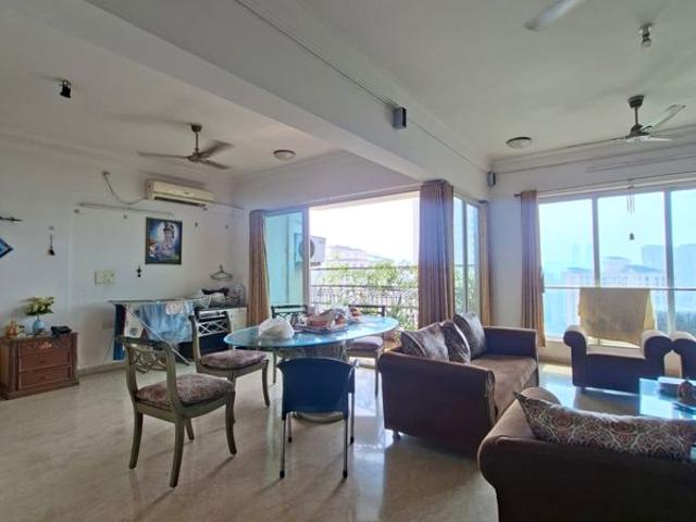 Rental | 4 BHK 2165 Sq.Ft. Apartment in Hiranandani Estate Evelina