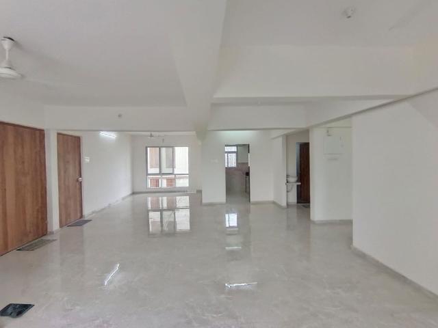 Rental | 4 BHK 2100 Sq.Ft. Apartment in Arihant Balaji Pride