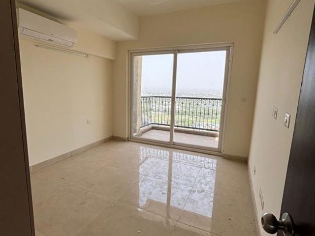 Rental | 4 BHK 2290 Sq.Ft. Apartment in Sector 104