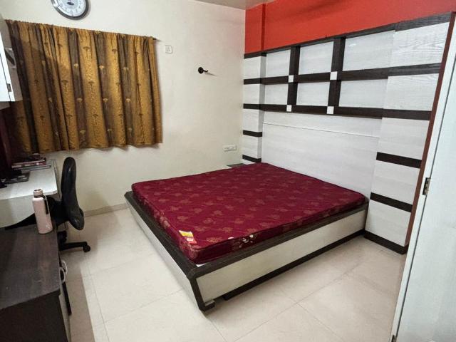 Rental | 4 BHK 2200 Sq.Ft. Apartment in Clover Village