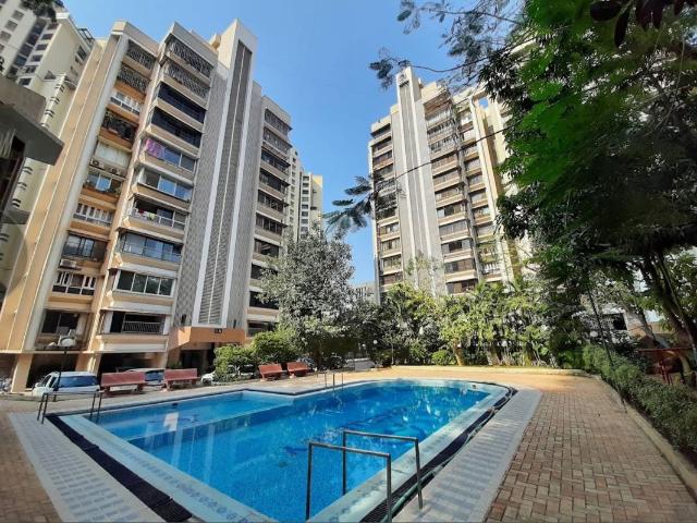 Rental | 4 BHK + 2200 Sq.Ft. Apartment in Excellency CHS