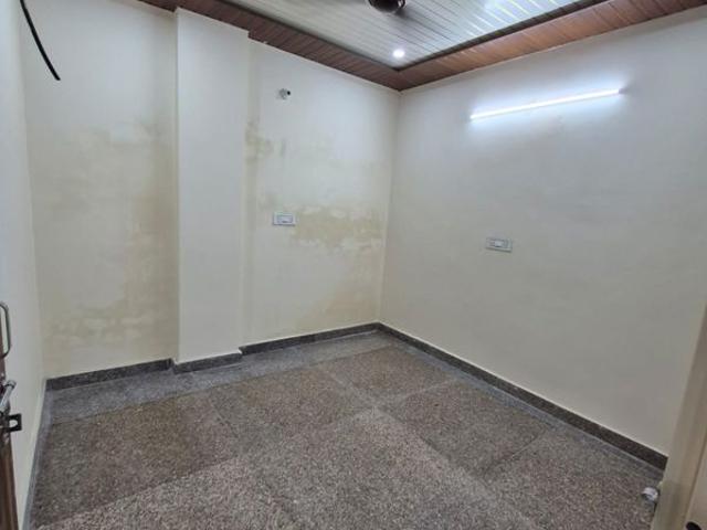 Rental | 4 BHK 2200 Sq.Ft. Apartment in Sector 10 Dwarka