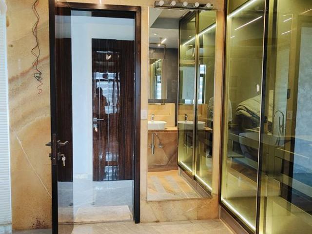 Rental | 4 BHK + 2200 Sq.Ft. Apartment in Skywards Riviera Valentina