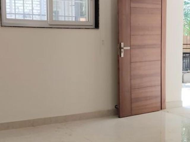 Rental | 4 BHK 2200 Sq.Ft. Apartment in Vasant Kunj