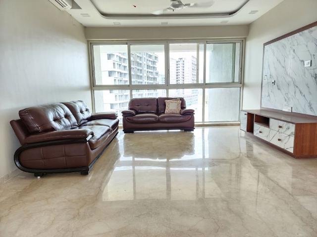 Rental | 4 BHK + 2350 Sq.Ft. Apartment in Park Grandeur