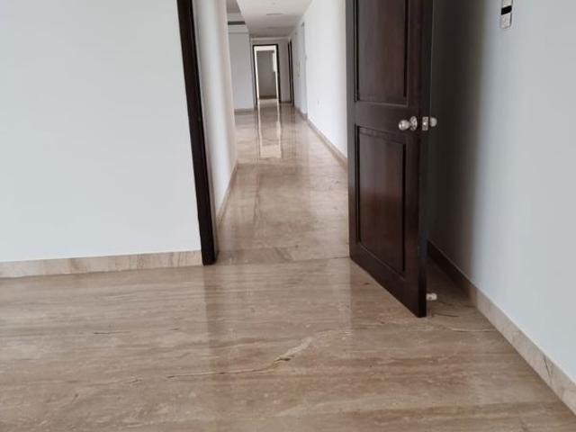 Rental | 4 BHK + 2300 Sq.Ft. Apartment in Marvel Isola