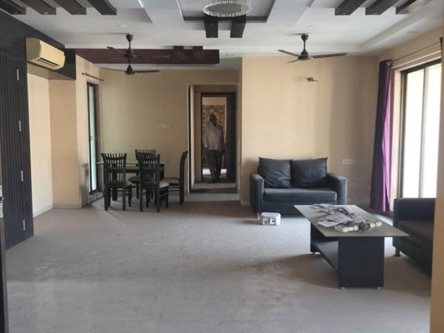 Rental | 4 BHK + 2440 Sq.Ft. Apartment in Armstrong Hex Blox