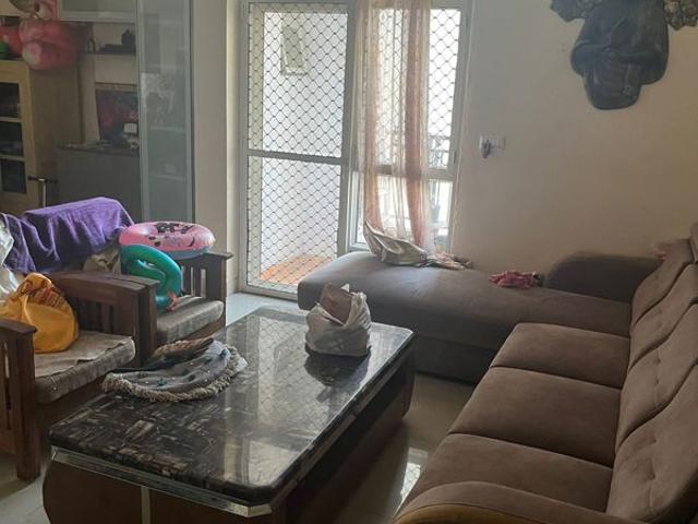 Rental | 4 BHK + 2450 Sq.Ft. Apartment in Mahagun Moderne