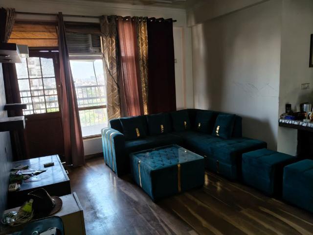 Rental | 4 BHK 2400 Sq.Ft. Apartment in Apex Apartments