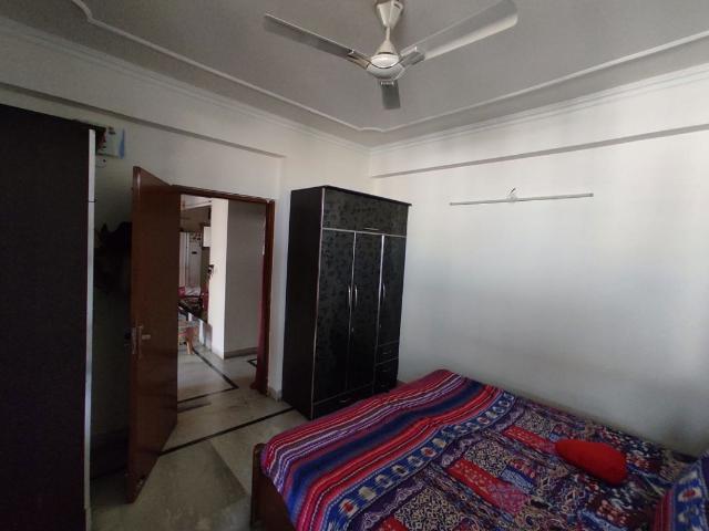 Rental | 4 BHK 2400 Sq.Ft. Apartment in Doordarshan Apartment