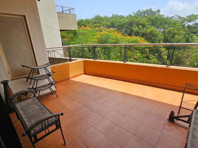 Rental | 4 BHK 2400 Sq.Ft. Apartment in R Cube Apartment