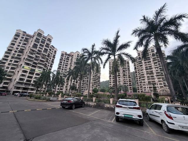 Rental | 4 BHK + 2400 Sq.Ft. Apartment in Regency Gardens