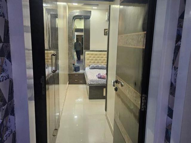 Rental | 4 BHK 2415 Sq.Ft. Apartment in Thakur Jewel Tower