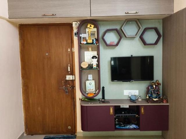 Rental | 4 BHK 2415 Sq.Ft. Apartment in Thakur Jewel Tower