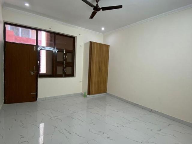 Rental | 4 BHK 2500 Sq.Ft. Villa in Sector 23