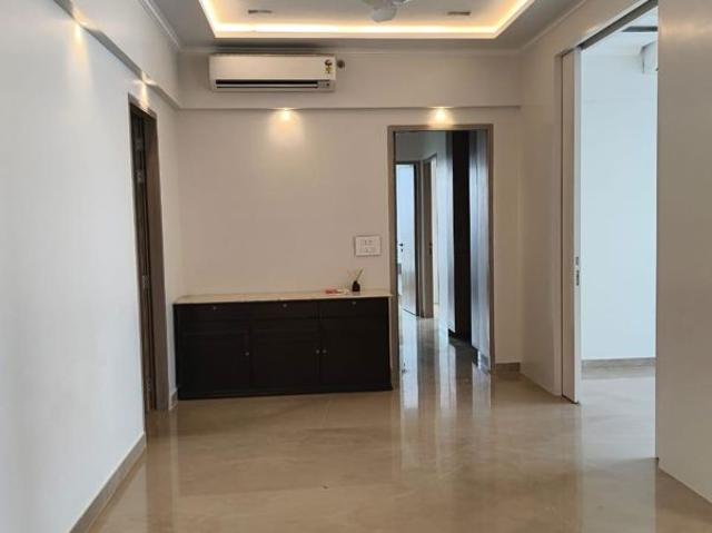 Rental | 4 BHK + 2500 Sq.Ft. Apartment in Hubtown 25 South