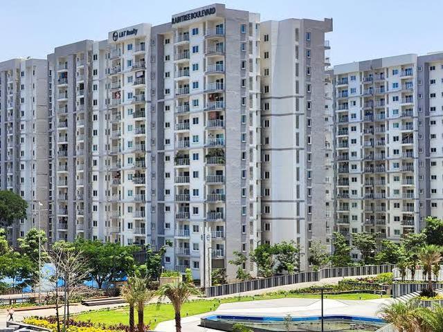 Rental | 4 BHK + 2500 Sq.Ft. Apartment in L&T Raintree Boulevard