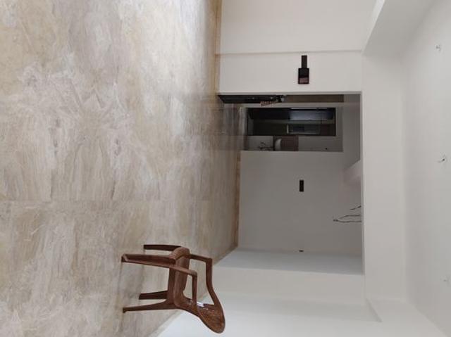 Rental | 4 BHK 2500 Sq.Ft. Apartment in Prabhat Apartment