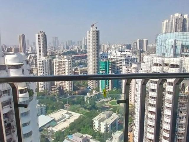 Rental | 4 BHK 2500 Sq.Ft. Apartment in Wadhwa TW Gardens