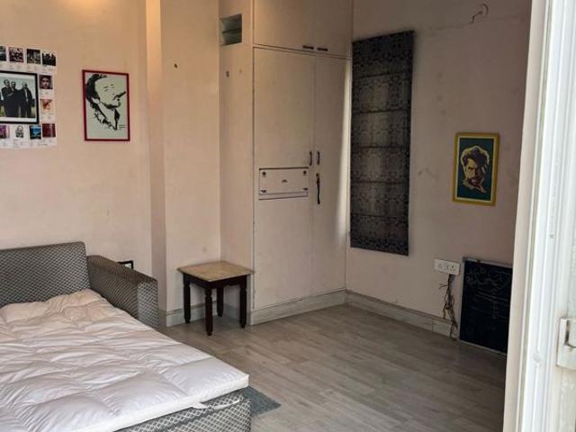 Rental | 4 BHK + 250 Sq.Yd. Villa in Sector 26