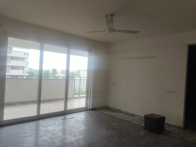 Rental | 4 BHK 2650 Sq.Ft. Apartment in Brisk Lumbini Terrace Homes