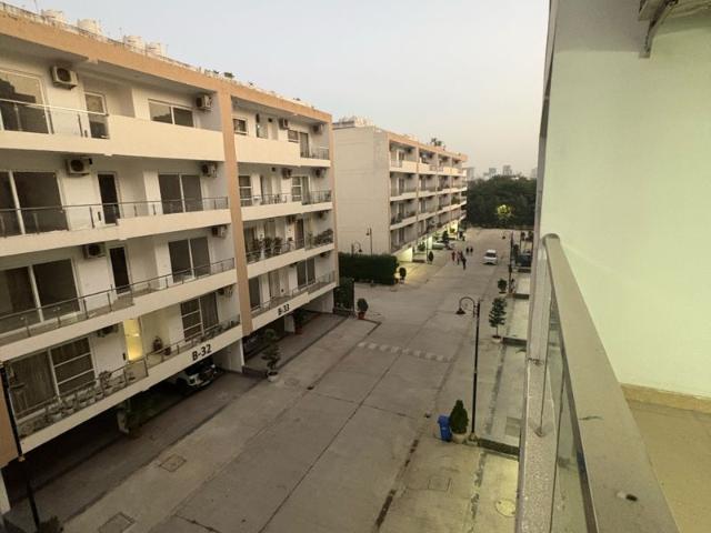 Rental | 4 BHK + 2682 Sq.Ft. Apartment in SS Linden