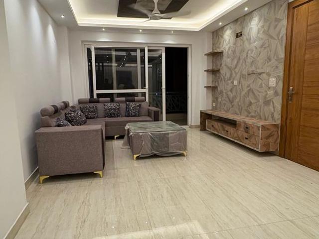 Rental | 4 BHK 2750 Sq.Ft. Apartment in Ardee City