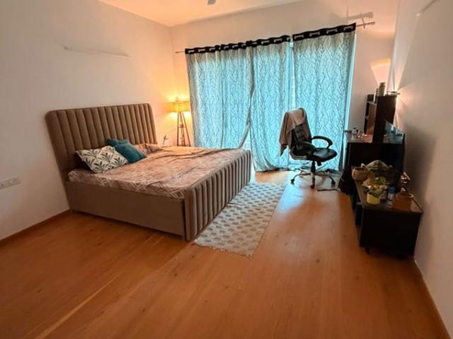 Rental | 4 BHK + 2750 Sq.Ft. Apartment in DLF The Icon