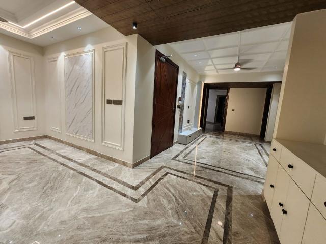 Rental | 4 BHK 2700 Sq.Ft. Apartment in Ansal API Esencia