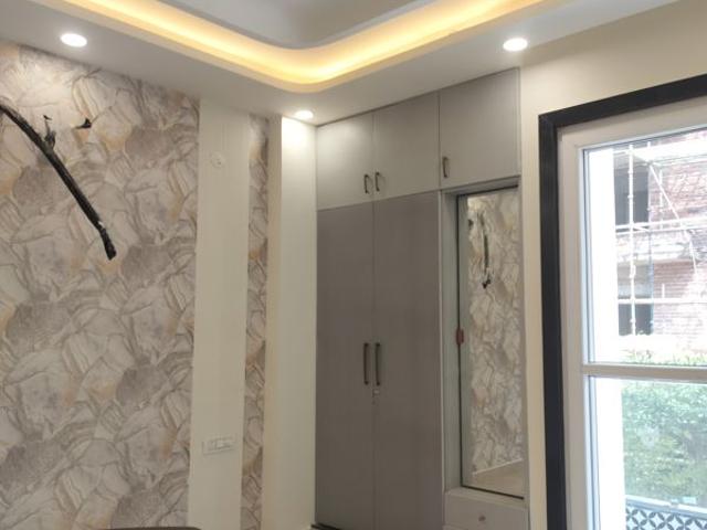 Rental | 4 BHK + 2700 Sq.Ft. Apartment in BPTP Park Elite Floors